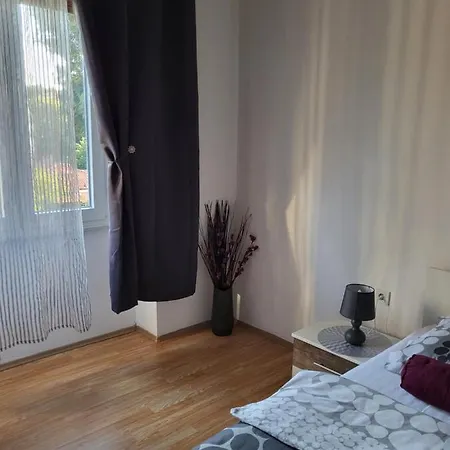 Rijeka Apartment With Free Parking And Large Balcony Exteriör bild