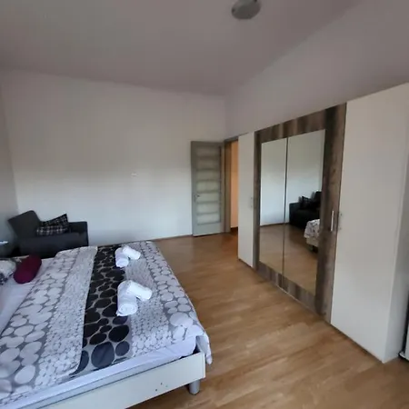 Rijeka Apartment With Free Parking And Large Balcony Exteriör bild