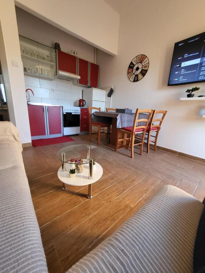 With Free Parking And Large Balcony Apartment Rijeka